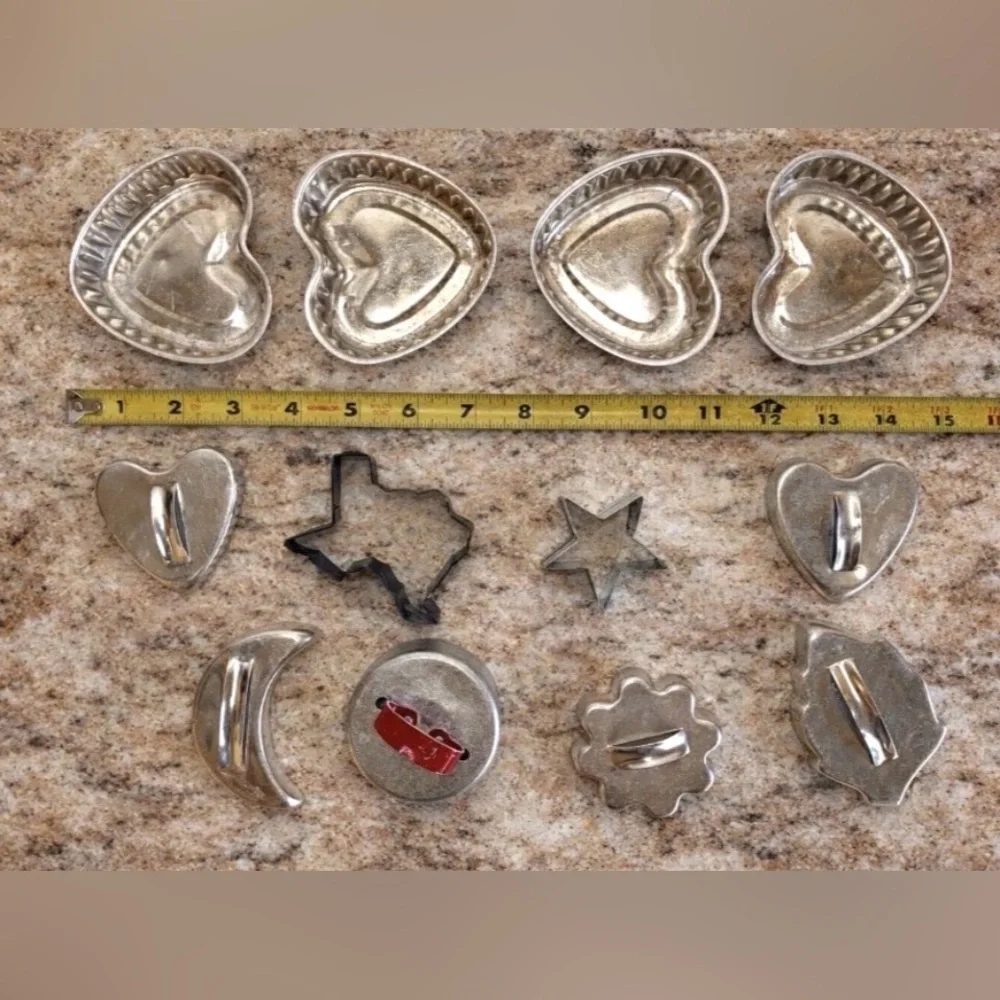 Vtg Heart Jello Molds Aluminum Cookie Cutters Moon Leaf Star Texas Mixed Lot 12
